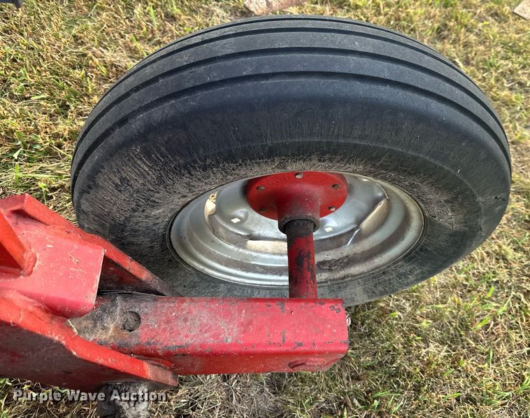 image for item DR2591 Case  4800 field cultivator