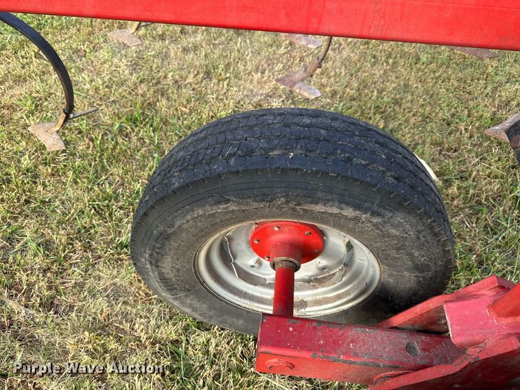 image for item DR2591 Case  4800 field cultivator