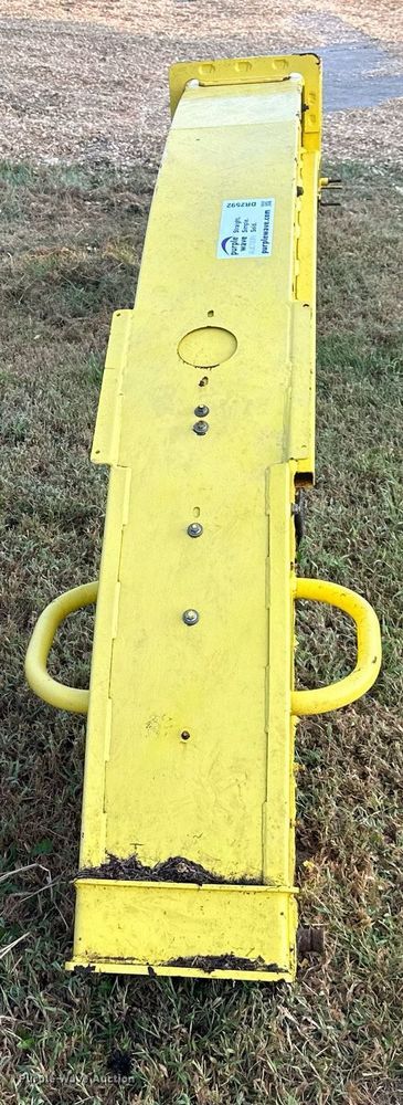 image for item DR2592 John Deere  6810 high arch spout 