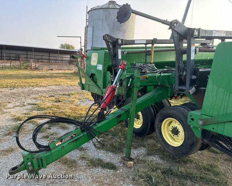 image for item DR2596 John Deere  455 grain drill