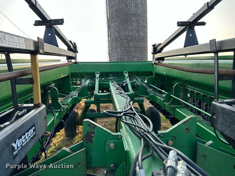 image for item DR2596 John Deere  455 grain drill