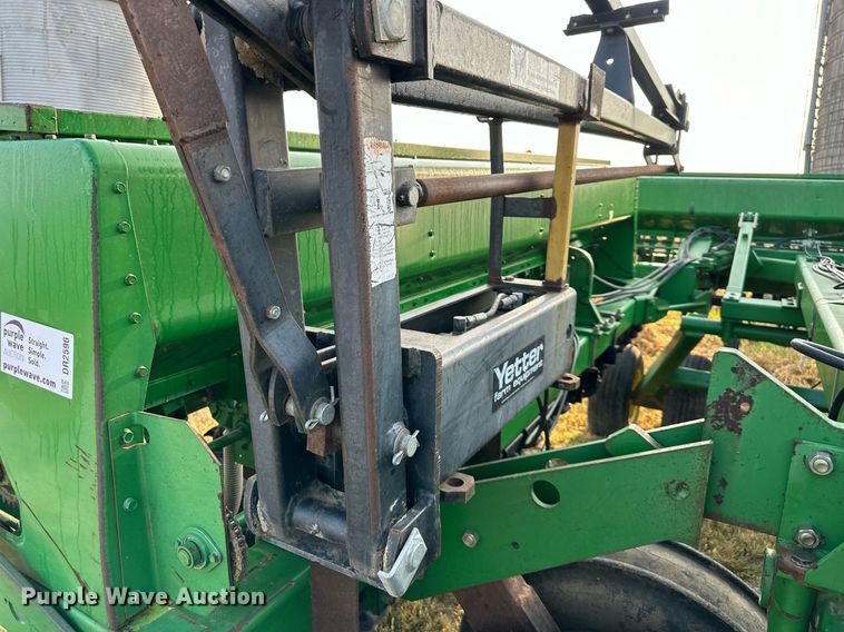 image for item DR2596 John Deere  455 grain drill