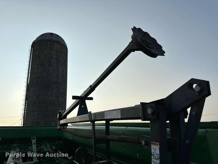 image for item DR2596 John Deere  455 grain drill