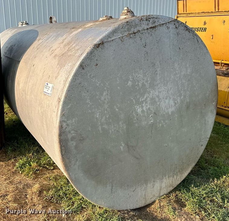 image for item DR2597 (2) fuel tanks 