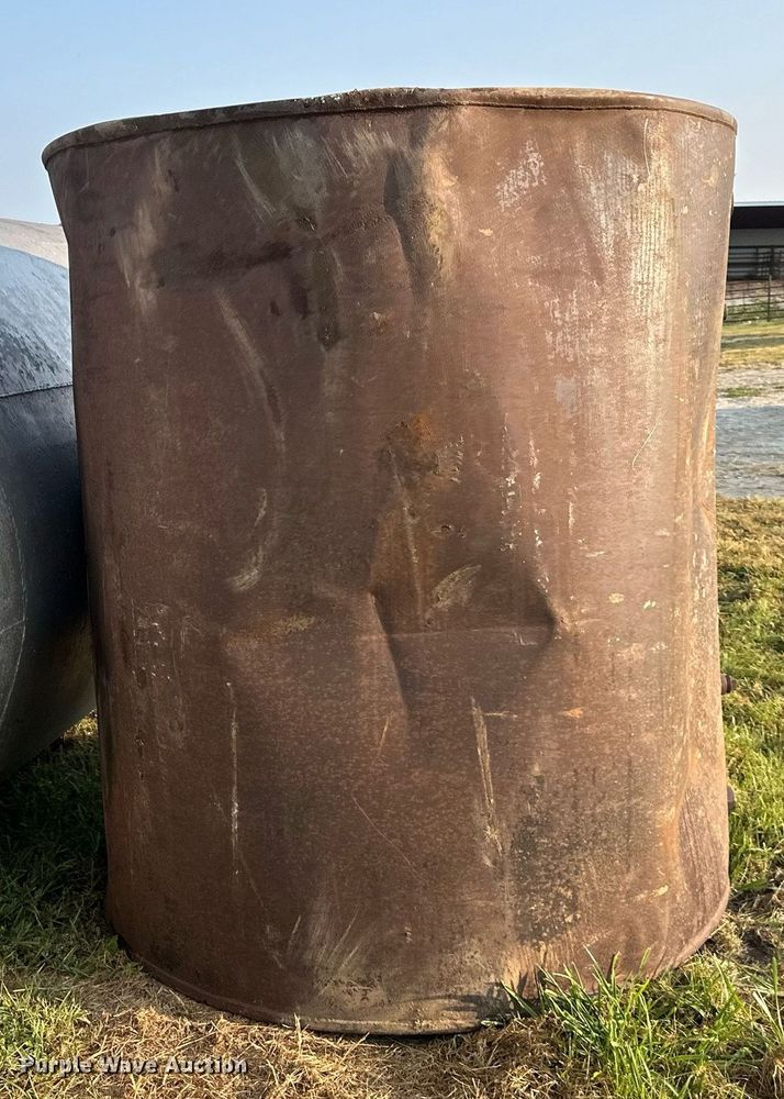 image for item DR2597 (2) fuel tanks 