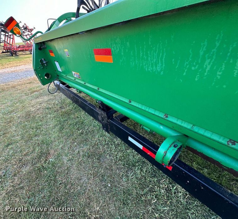 image for item DR2598 John Deere  635F flex head