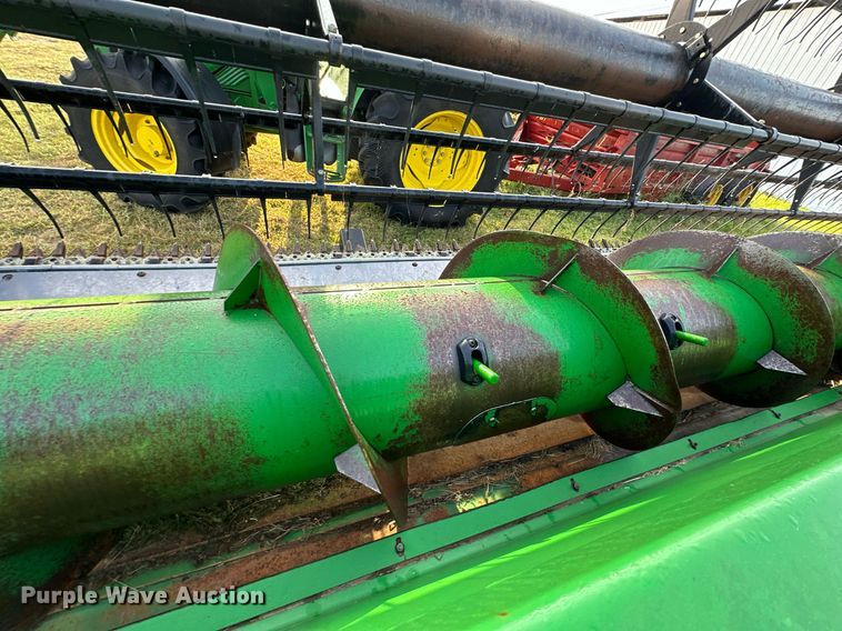 image for item DR2598 John Deere  635F flex head