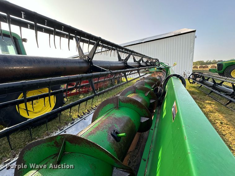 image for item DR2598 John Deere  635F flex head