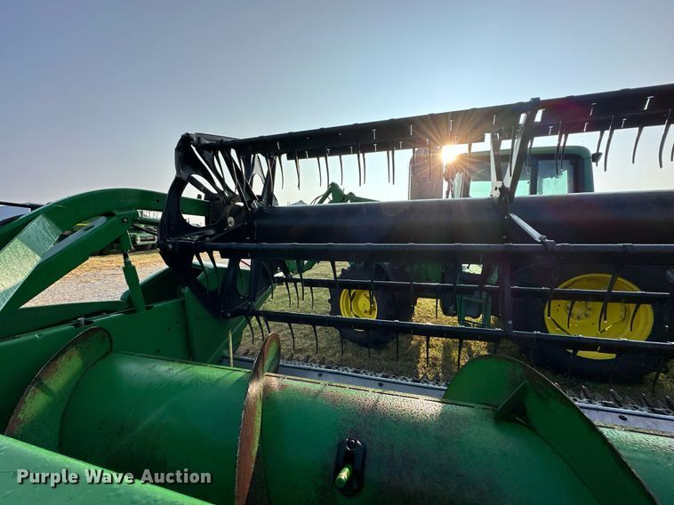 image for item DR2598 John Deere  635F flex head