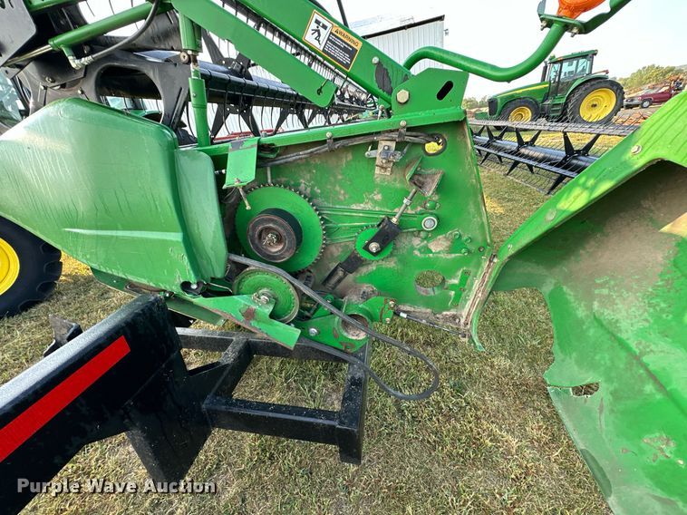 image for item DR2598 John Deere  635F flex head