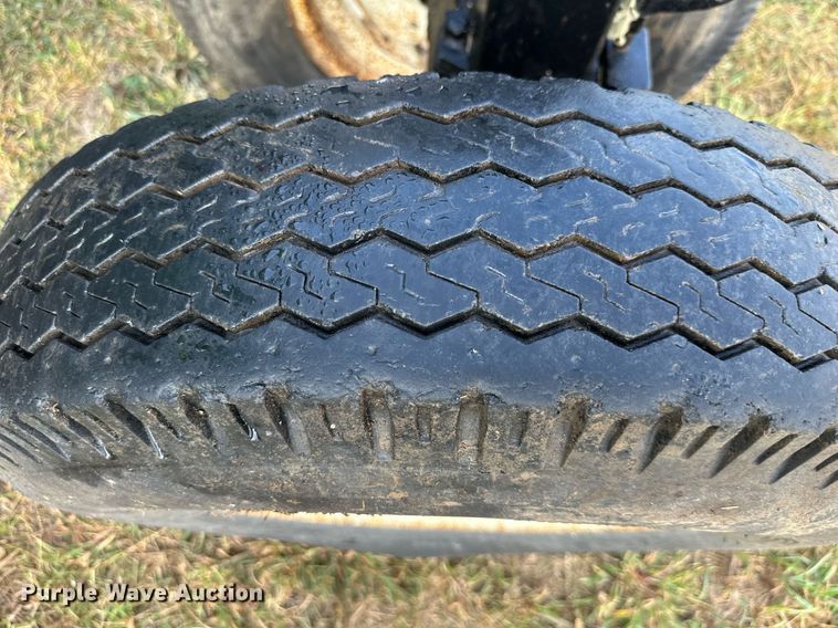 image for item DR2598 John Deere  635F flex head