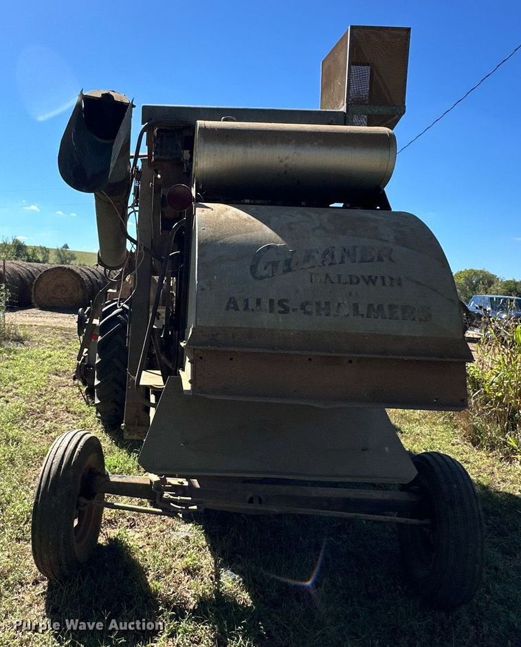 image for item DR2713 Gleaner  Model E combine