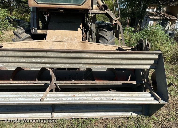 image for item DR2713 Gleaner  Model E combine