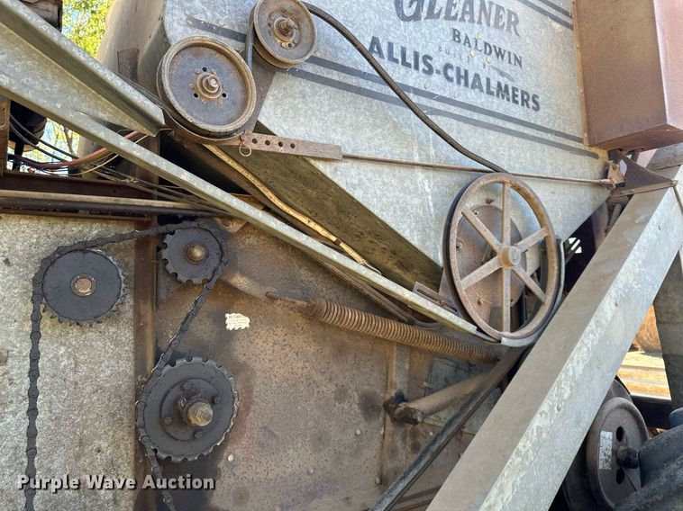 image for item DR2713 Gleaner  Model E combine