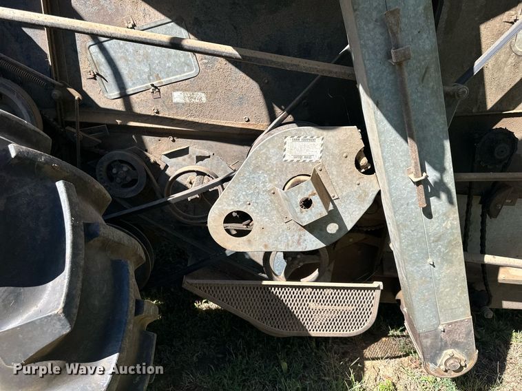 image for item DR2713 Gleaner  Model E combine