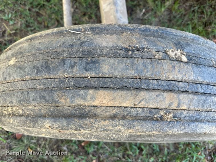 image for item DR2713 Gleaner  Model E combine