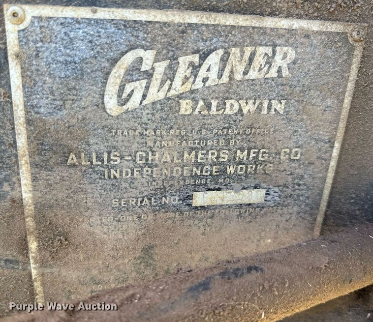 image for item DR2713 Gleaner  Model E combine