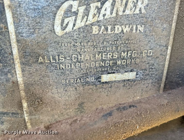 image for item DR2713 Gleaner  Model E combine