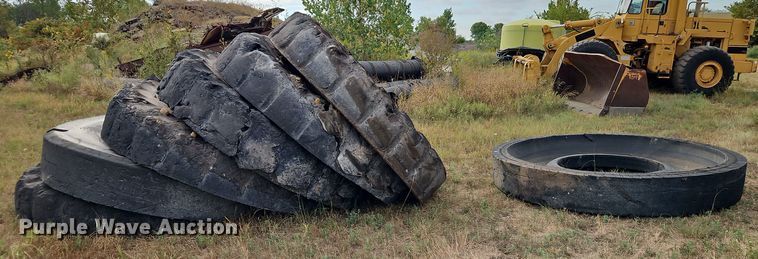 image for item DR8785 (7) water/feed troughs