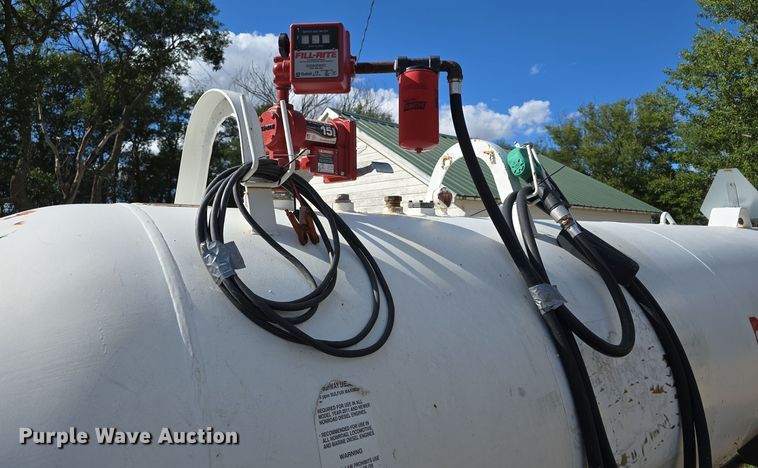 image for item DS4875 Fuel trailer