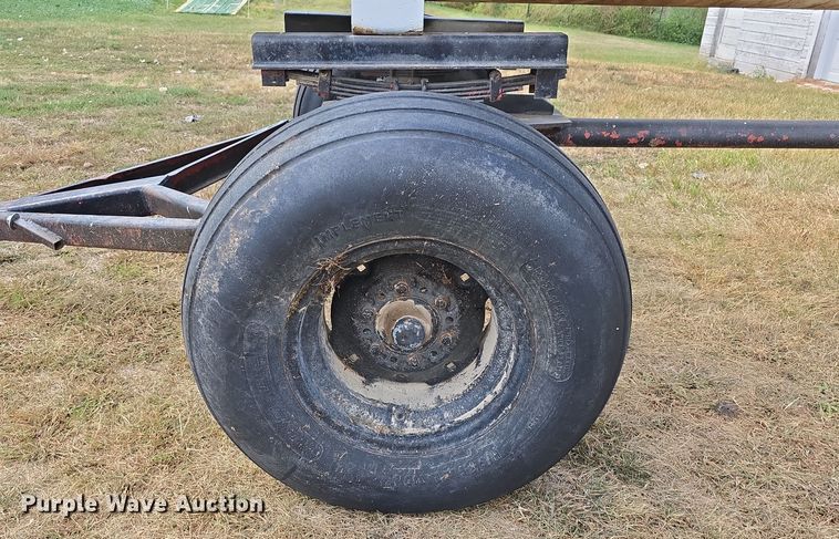 image for item DS4875 Fuel trailer