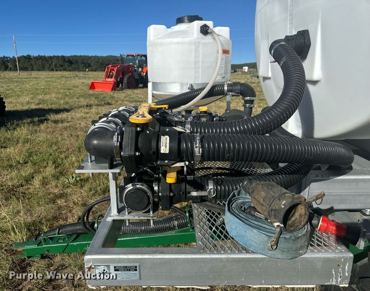 image for item DV2813 Aeromaster WT-3000 nurse tank trailer