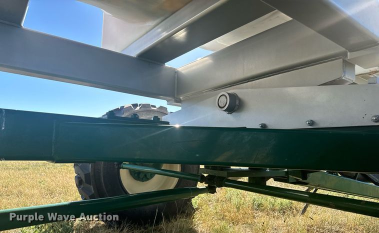 image for item DV2813 Aeromaster WT-3000 nurse tank trailer