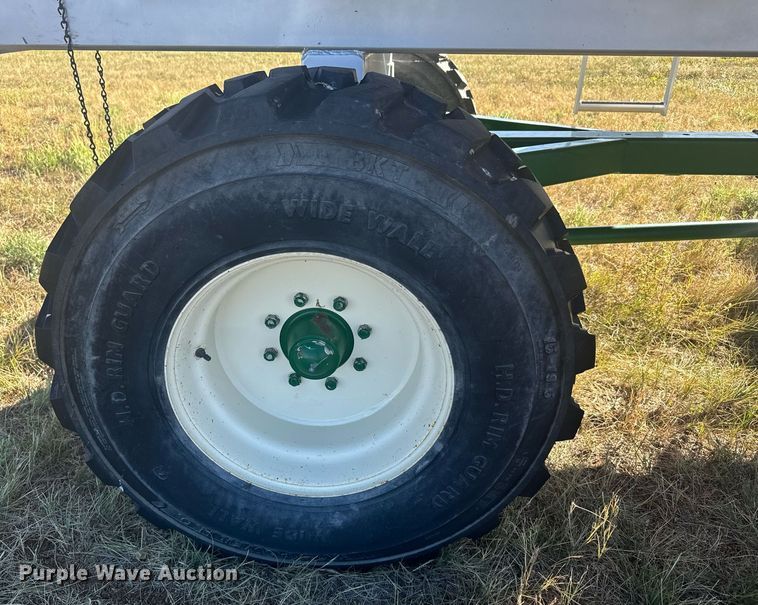 image for item DV2813 Aeromaster WT-3000 nurse tank trailer