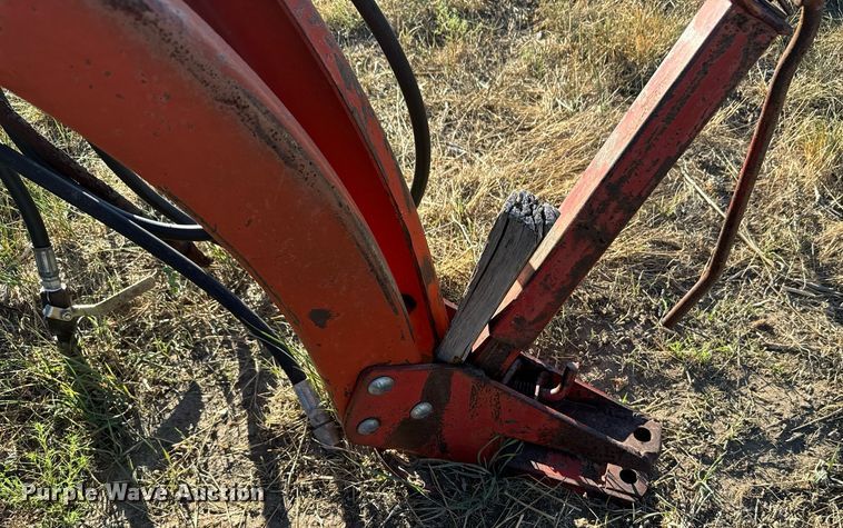 image for item DV2828 Hew Holland 258 hay rake