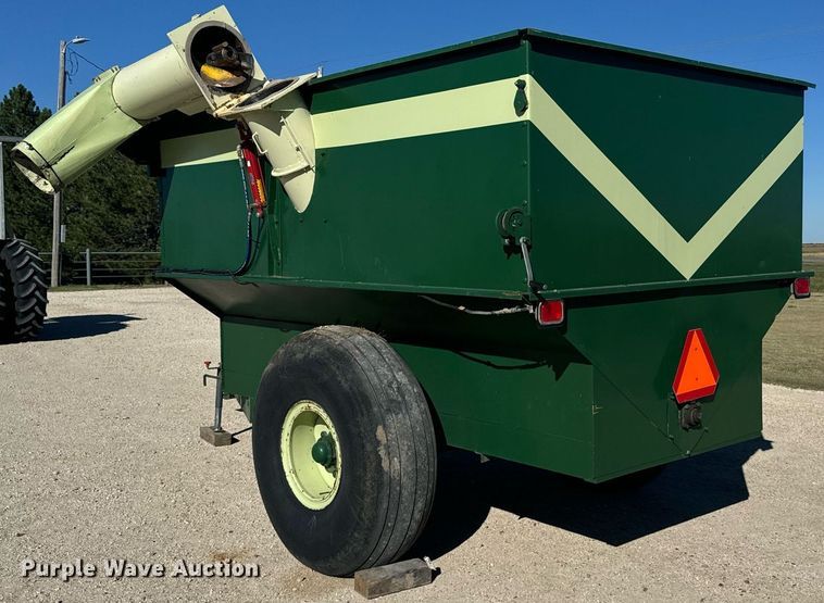 image for item DV2835 Harris & Thrush BIG 12 12-K grain cart