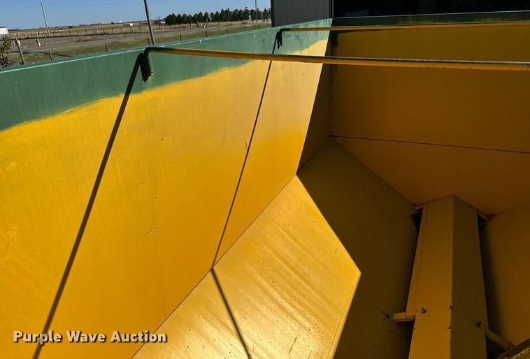 image for item DV2835 Harris & Thrush BIG 12 12-K grain cart