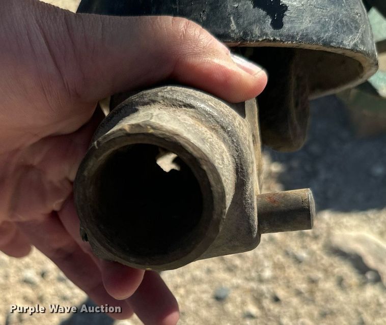 image for item DV2835 Harris & Thrush BIG 12 12-K grain cart