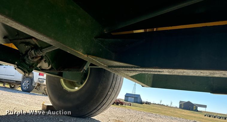 image for item DV2835 Harris & Thrush BIG 12 12-K grain cart