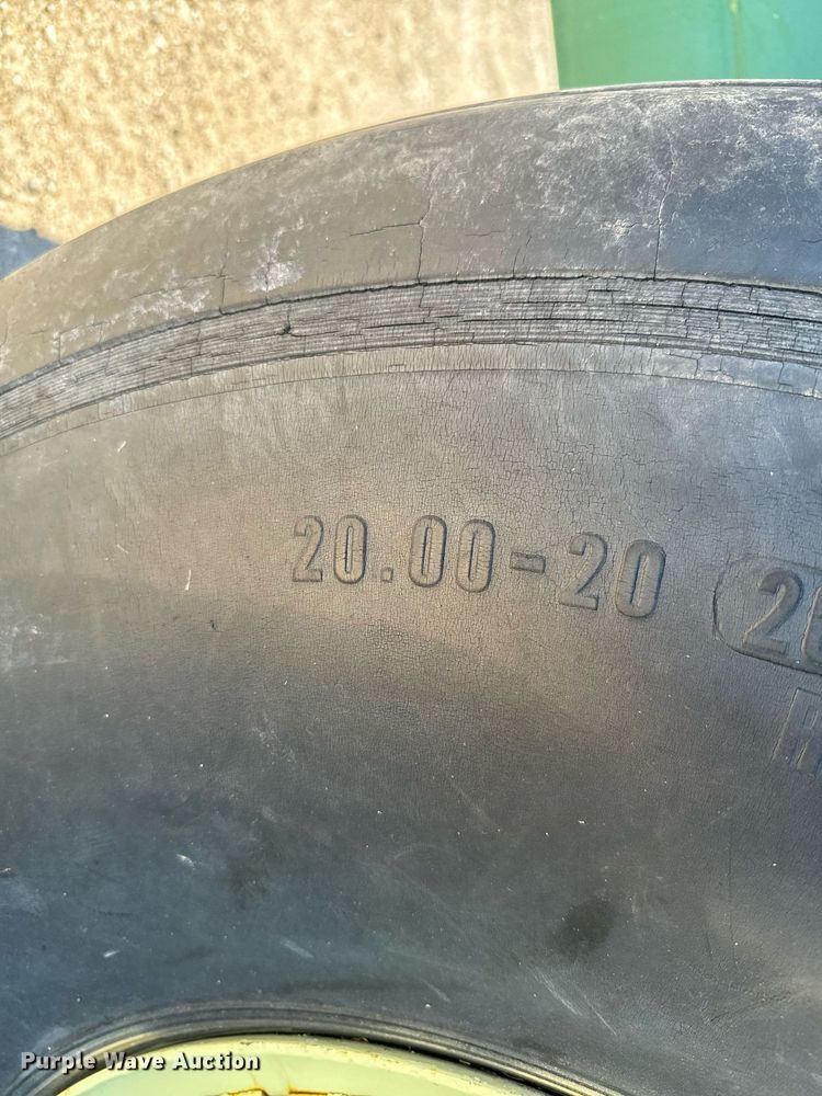 image for item DV2835 Harris & Thrush BIG 12 12-K grain cart