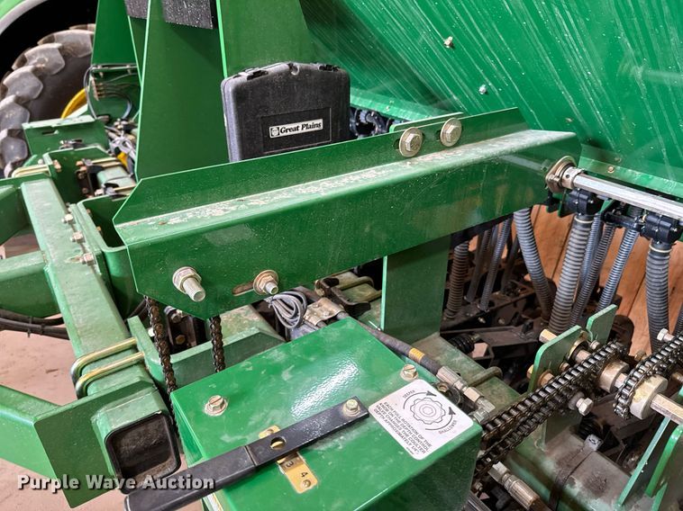 image for item DX1300 2021 Great Plains 1006NT no-till grain drill