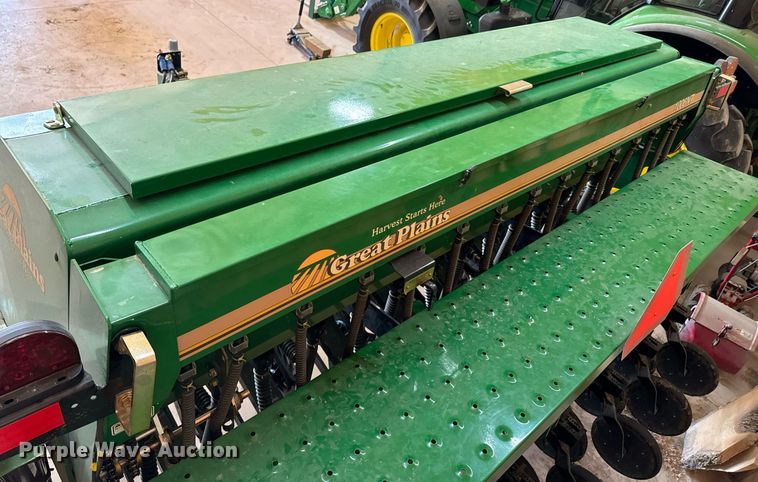 image for item DX1300 2021 Great Plains 1006NT no-till grain drill