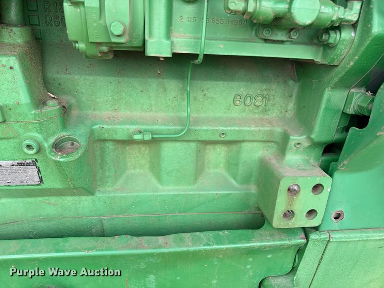 image for item DX1317 2000 John Deere 8410T tractor