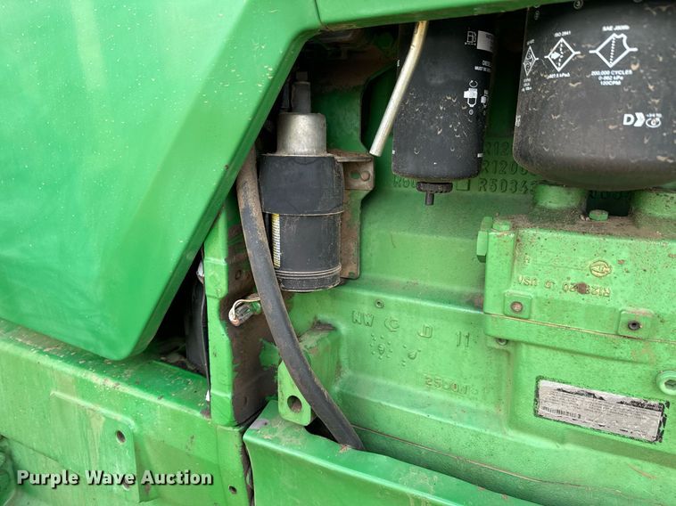 image for item DX1317 2000 John Deere 8410T tractor