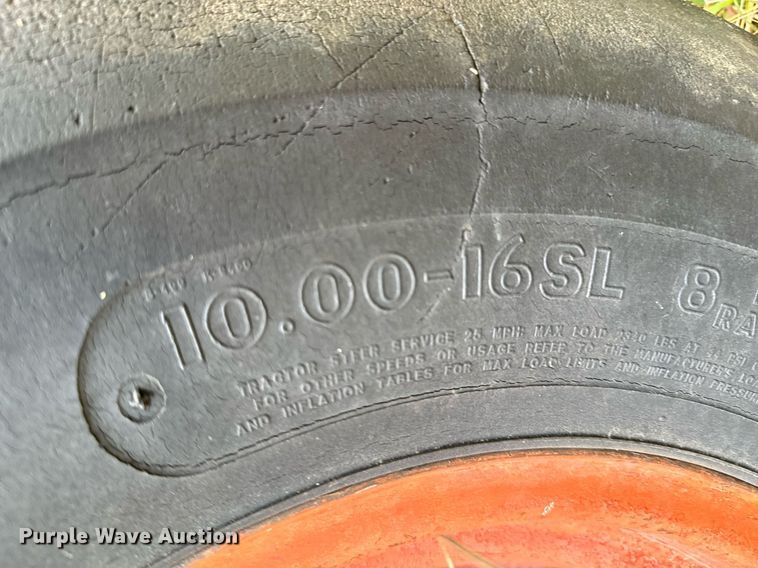 image for item DX1329 International Harvester 1086 tractor