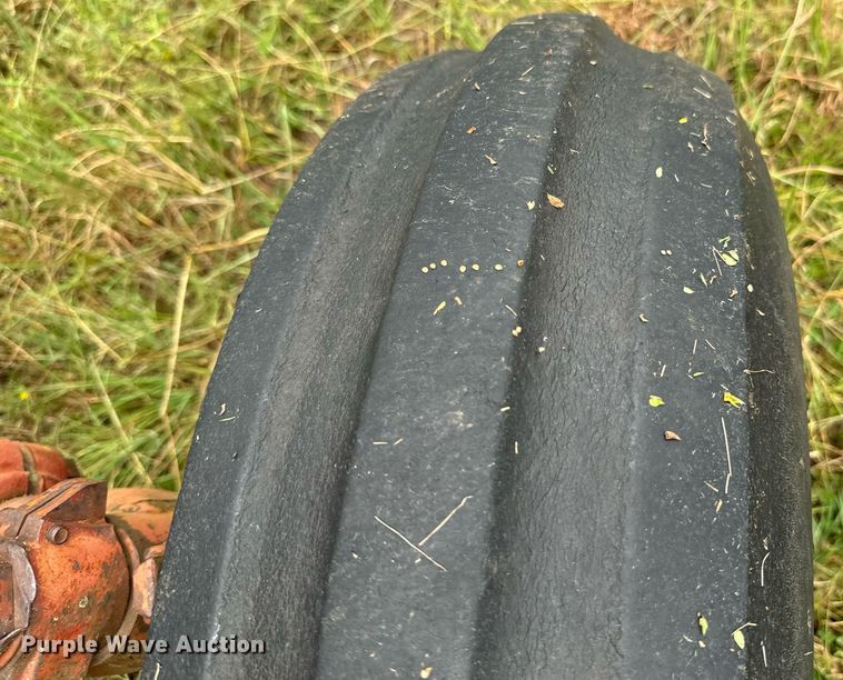 image for item DX1329 International Harvester 1086 tractor