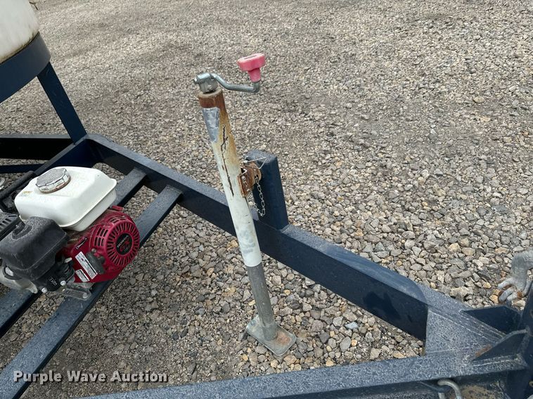 image for item DX1333 Ag Spray Double Cone nurse tank trailer