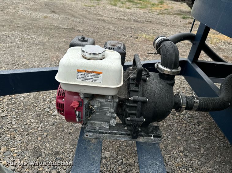 image for item DX1333 Ag Spray Double Cone nurse tank trailer