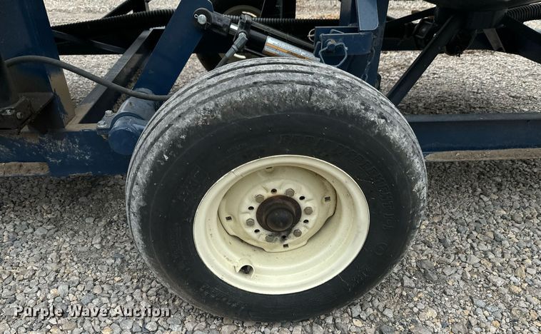 image for item DX1333 Ag Spray Double Cone nurse tank trailer