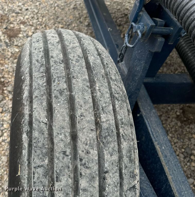 image for item DX1333 Ag Spray Double Cone nurse tank trailer