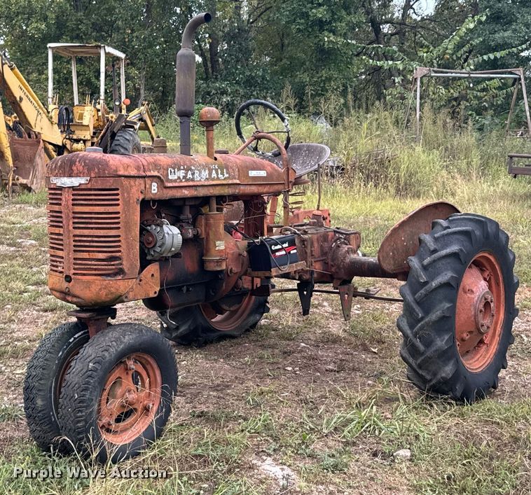 image for item DX1350 1944 Farmall B tractor