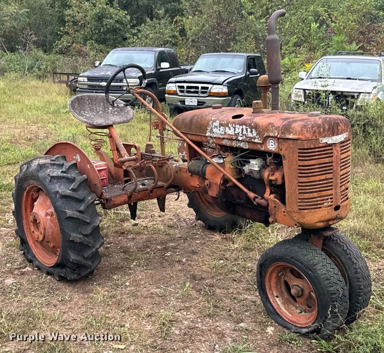 image for item DX1350 1944 Farmall B tractor