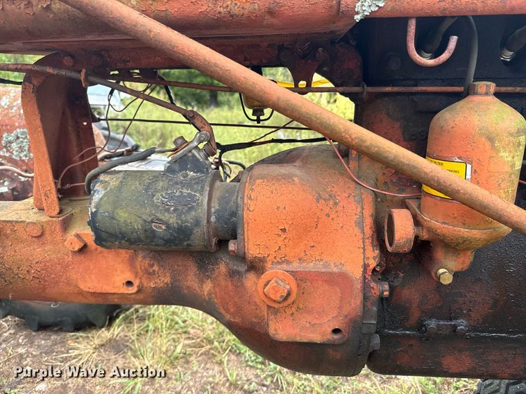 image for item DX1350 1944 Farmall B tractor