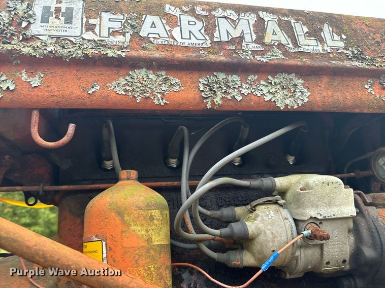 image for item DX1350 1944 Farmall B tractor