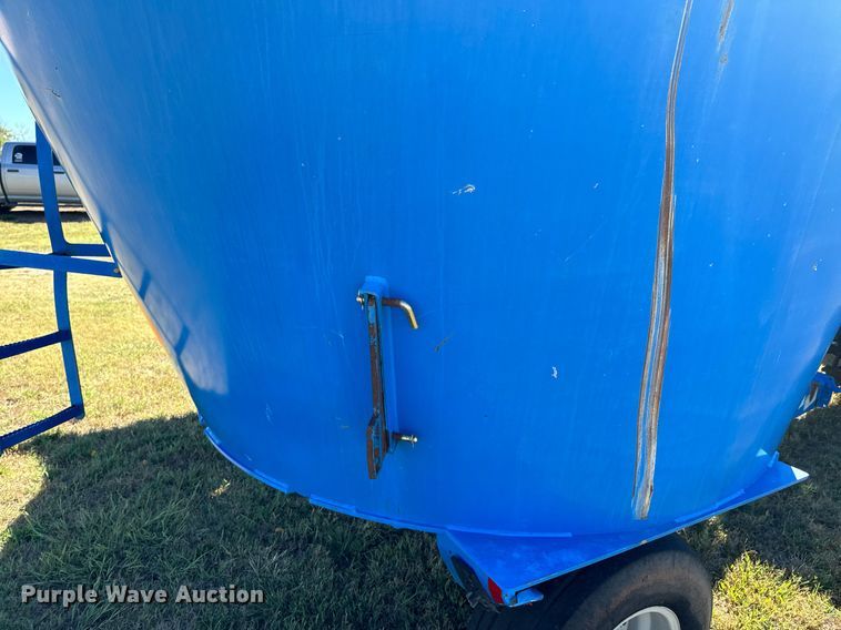 image for item DX1353 Patz V350 feed mixer