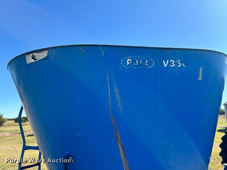 image for item DX1353 Patz V350 feed mixer